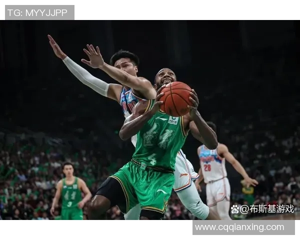 2015年辽宁男篮与新疆队激战回顾：巅峰对决的精彩瞬间与赛场传奇